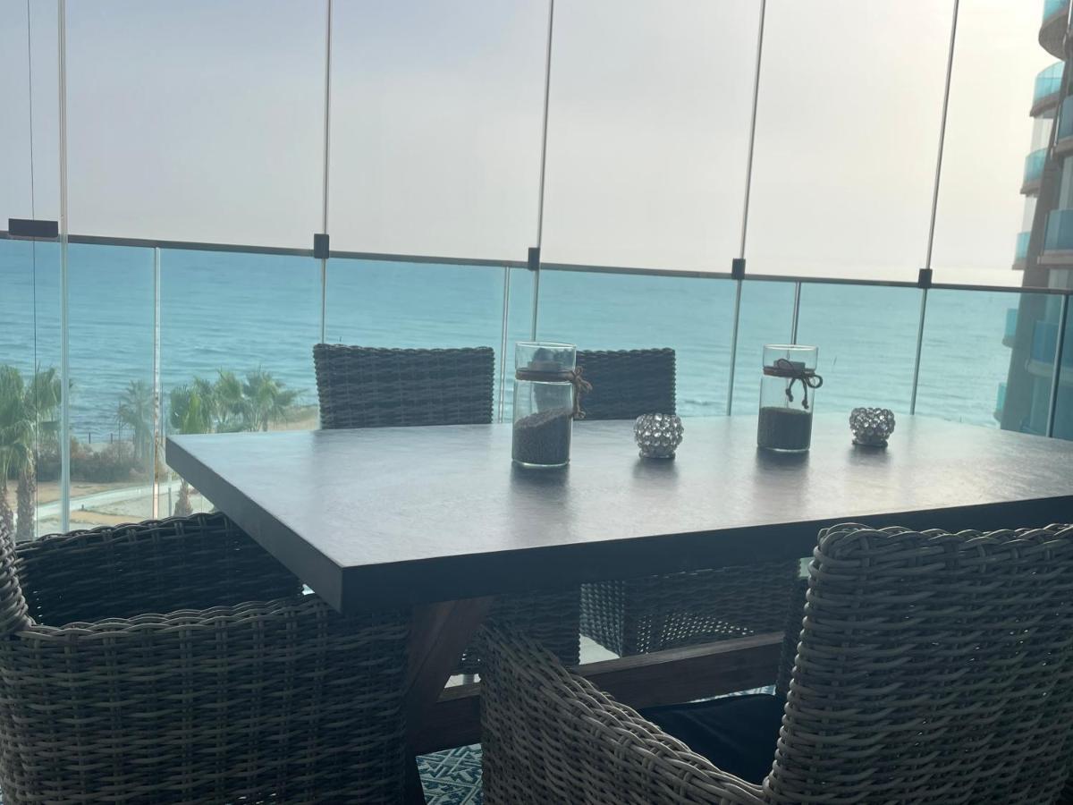 Apartamento En Sea Senses Freya Torrevieja Bagian luar foto