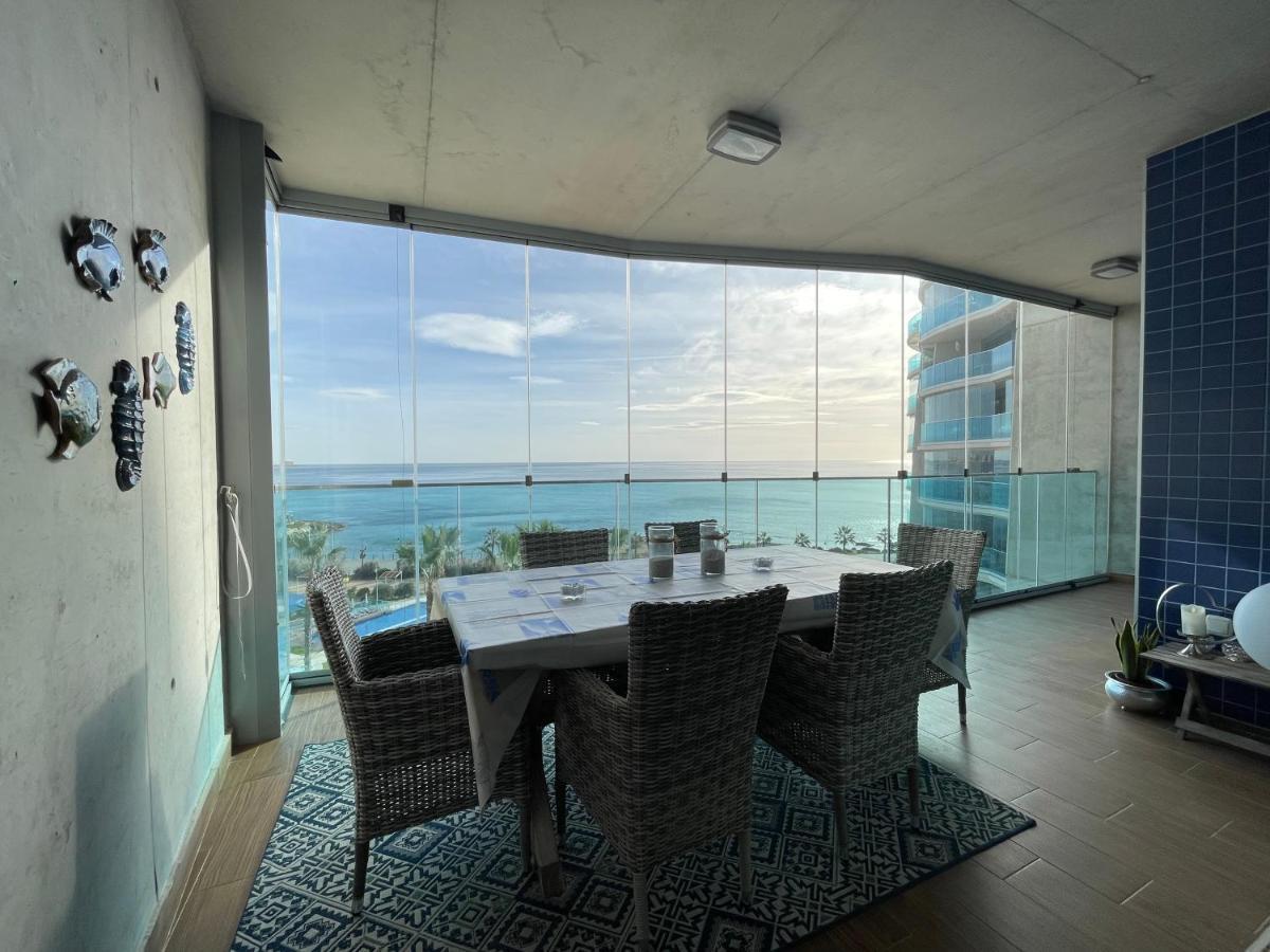 Apartamento En Sea Senses Freya Torrevieja Bagian luar foto