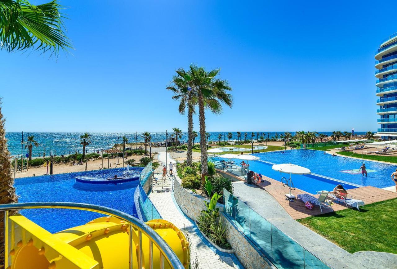 Apartamento En Sea Senses Freya Torrevieja Bagian luar foto